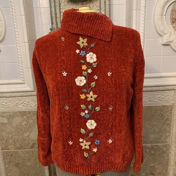 Alfred Dunner. Size Medium. Red Chenille Long Sleeve Embroidered Pullover. B23 - Picture 1 of 6
